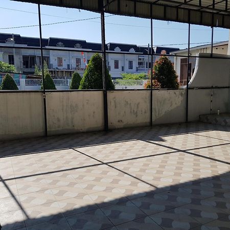Готель Oyo 93162 Cempaka Syariah Медан Екстер'єр фото